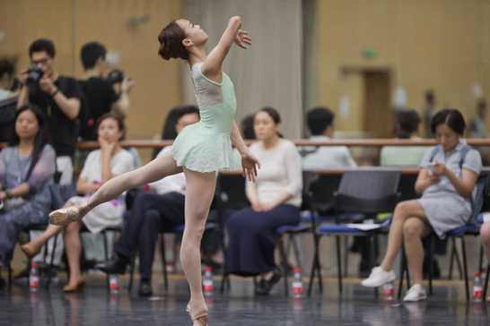苏州芭蕾舞团十周年原创舞剧《唐寅》将于九月首演